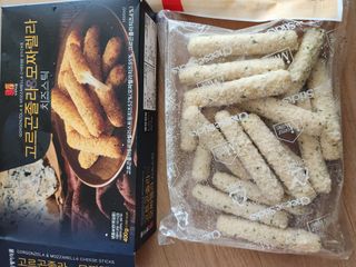디케이식품(주) 고르곤졸라&모짜렐라 치즈스틱 400g — 5점을 준 리뷰어가 2023년 3월 올린 사용 사진
