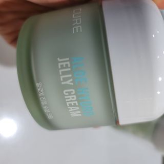 김정문알로에 큐어 큐어 알로에 리프레쉬 젤리 세럼, 큐어 알로에 하이드로 젤리 크림 — 5점을 준 리뷰어가 2021년 3월 올린 사용 사진