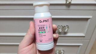 닥터피엔티 [Dr.PNT] 하루 2알로 건강한 다이어트! 한겨울에도 체지방만 쏙~ 슬림핏 다이어트 — 5점을 준 리뷰어가 2023년 2월 올린 사용 사진