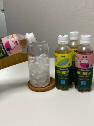 더그레잇티 콤부차 [매일유업] 더그레잇티 44kcal 콤부차 300ml *12개입 (오리지널 6개+베리리치 6개) — 5점을 준 리뷰어가 2023년 8월 올린 사용 사진