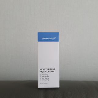 더마포레스트 모이스처라이징 아쿠아크림 / 수분크림 히알루론산 펩타이드 보습 미백 주름개선 — 4점을 준 리뷰어가 2021년 7월 올린 사용 사진