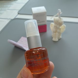 유니베르소 로즈힙 오일 15ml — 5점을 준 리뷰어가 2021년 6월 올린 사용 사진