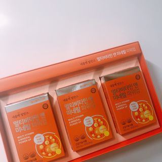 서울약사신협_내몸애발란스멀티비타민앤미네랄파워업_800mg x 90정 — 4점을 준 리뷰어가 2021년 5월 올린 사용 사진