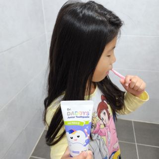 닥터데디스 안심불소 튼튼치약(청포도, 민트 중 택 1) 60g + 여행용 미니 치약 15g — 4점을 준 리뷰어가 2022년 9월 올린 사용 사진