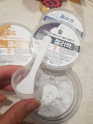 투비어레이디 젤리팩 25g /6종 중 랜덤3종 발송/ 도구가 필요없는 피부관리끝판왕 모델링팩 — 5점을 준 리뷰어가 2021년 3월 올린 사용 사진