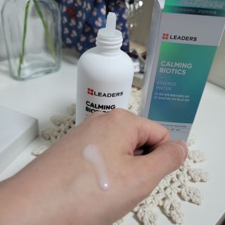 리더스코스메틱 리더스 카밍 바이오틱스 에센스 워터 — 5점을 준 리뷰어가 2021년 5월 올린 사용 사진