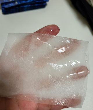 체르엠 그린 케비어 더블워터 마스크팩 5매입  2팩 — 4.5점을 준 리뷰어가 2021년 12월 올린 사용 사진