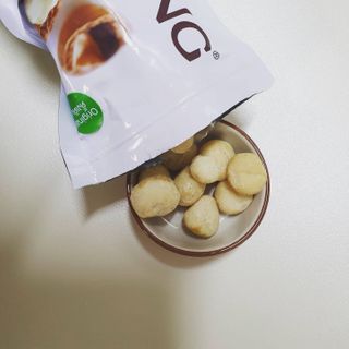 도이퉁 마카다미아 넛 90g  로얄 마카넛 오리지널 쏠트 허니 — 5점을 준 리뷰어가 2021년 3월 올린 사용 사진