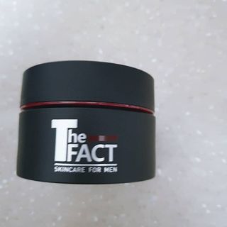 The Fact 더 팩트 내추럴 에스에프엔 에이틴 시니어 크림 — 5점을 준 리뷰어가 2021년 3월 올린 사용 사진