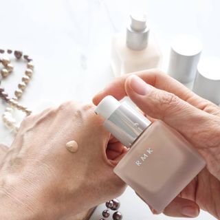 [RMK] 메이크업 베이스 + 리퀴드 파운데이션 — 5점을 준 리뷰어가 2021년 3월 올린 사용 사진