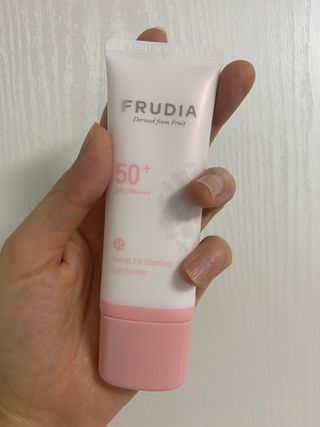 [후르디아] 모공블러 비건 선 프라이머 — 5점을 준 리뷰어가 2022년 6월 올린 사용 사진