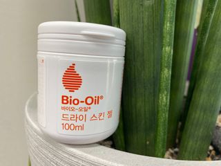 바이오오일 [바이오-오일] 드라이 스킨 젤 100ml — 5점을 준 리뷰어가 2021년 12월 올린 사용 사진
