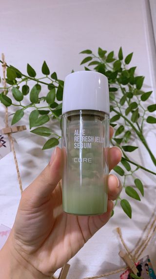 김정문알로에 큐어 큐어 알로에 리프레쉬 젤리 세럼, 큐어 알로에 하이드로 젤리 크림 — 3.5점을 준 리뷰어가 2021년 4월 올린 사용 사진