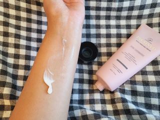오투에니원 인컨보 바디 퍼퓸 크림 200ml — 5점을 준 리뷰어가 2023년 2월 올린 사용 사진
