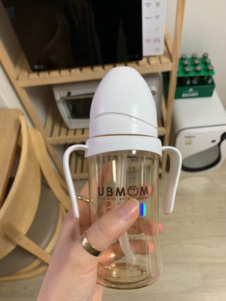 유비맘 PPSU 젖병 노꼭지_200ml_컬러 랜덤 발송 — 4.5점을 준 리뷰어가 2021년 1월 올린 사용 사진