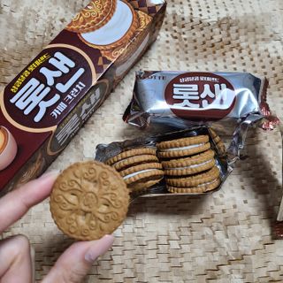 롯데제과 롯샌 카페크런치 — 5점을 준 리뷰어가 2021년 10월 올린 사용 사진