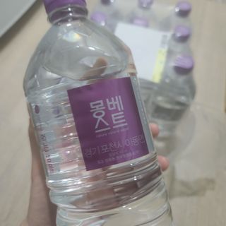 몽베스트 MONTBEST 1L 12입 — 5점을 준 리뷰어가 2022년 4월 올린 사용 사진