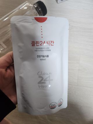 클린24시간 1BOX(5포) + 전용보틀(500ml) — 4.5점을 준 리뷰어가 2022년 12월 올린 사용 사진