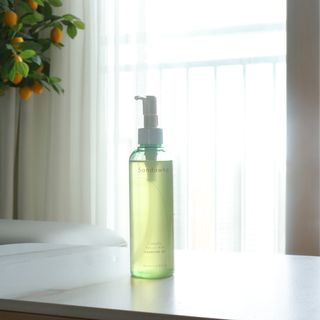 스킨큐어 산다화 순한 클렌징 동백 오일 200ml — 4점을 준 리뷰어가 2023년 4월 올린 사용 사진
