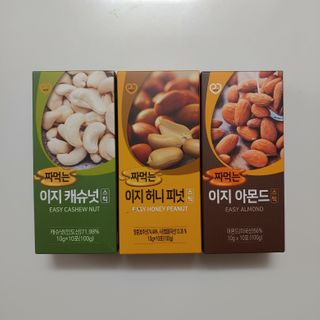 짜먹는 이지견과 짜먹는 이지아몬드, 짜먹는 이지허니피넛, 짜먹는 이지캐슈넛 각 10g X  10포 — 3점을 준 리뷰어가 2021년 1월 올린 사용 사진