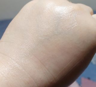 나우 [리브엠]피부 속부터 겹겹이, 촘촘하게! 워터핏8중 수분착붙 크림 — 5점을 준 리뷰어가 2024년 12월 올린 사용 사진