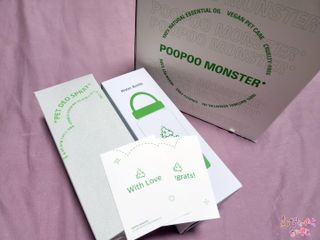 [푸푸몬스터](선물세트) 비건 펫 데오 스프레이(탈취제) 500ml (유향/무향 택 1)+산책 물통+메시지카드 — 4점을 준 리뷰어가 2022년 8월 올린 사용 사진