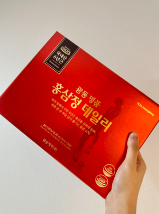광동생활건강 광동 명품 홍삼정데일리 10mL x 30포 — 5점을 준 리뷰어가 2023년 4월 올린 사용 사진