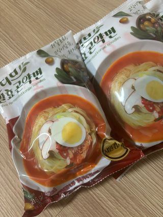 클린24시간 올리브발효곤약면 시원김치면 1세트-(3봉) — 5점을 준 리뷰어가 2024년 3월 올린 사용 사진
