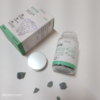 작심연구소 구취제거+충치예방+치아화이트닝 마법의 캔디 덴티팝3종(맛 랜덤 발송) — 4점을 준 리뷰어가 2022년 5월 올린 사용 사진