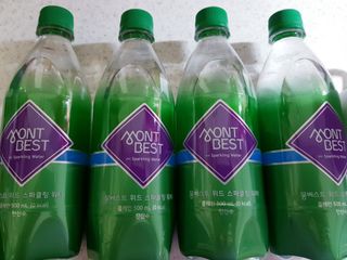 몽베스트 Montbest with Sparkling water Plain 20병 — 5점을 준 리뷰어가 2021년 10월 올린 사용 사진