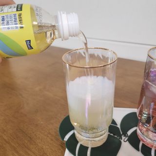 더그레잇티 콤부차 [매일유업] 더그레잇티 44kcal 콤부차 300ml *12개입 (오리지널 6개+베리리치 6개) — 4점을 준 리뷰어가 2023년 7월 올린 사용 사진