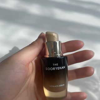 수려한 더블랙세럼 15ml — 5점을 준 리뷰어가 2022년 3월 올린 사용 사진