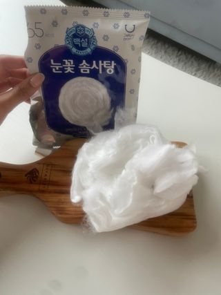 딜라이트 프로젝트  달콤한 눈꽃 간식세트( 눈꽃 솜사탕 / 레몬라임 솜사탕 / 달고나 총 7EA+스마트톡 증정) — 5점을 준 리뷰어가 2022년 5월 올린 사용 사진