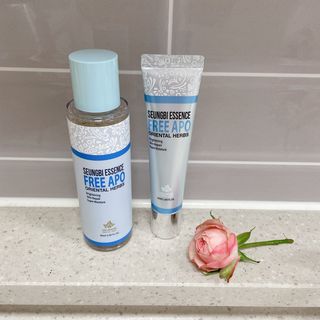 조아산코스메틱 승비 에센스 프리아포 오리엔탈 허브 크림 + 승비 에센스 프리아포 오리엔탈 허브 스킨 SET — 5점을 준 리뷰어가 2022년 5월 올린 사용 사진