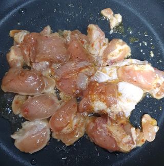 (주)마니커 마니커 닭고기 덧살구이 2종(올리브소금&핫칠리) [냉동 500g] — 5점을 준 리뷰어가 2022년 11월 올린 사용 사진