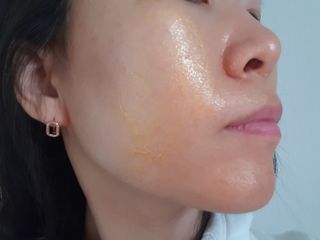 스킨클로저 바르바 프리미엄 골드리프팅팩 바르바 골드리프팅팩 — 5점을 준 리뷰어가 2022년 12월 올린 사용 사진