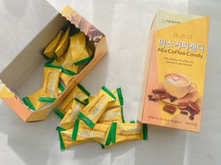 (주) 피치코리아 믹스커피캔디76g x2개입 — 4점을 준 리뷰어가 2022년 11월 올린 사용 사진