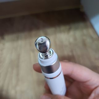 산수시 일루미네이팅 펄 영양 다크서클 스틱 아이 크림 케어 15ml — 5점을 준 리뷰어가 2021년 6월 올린 사용 사진