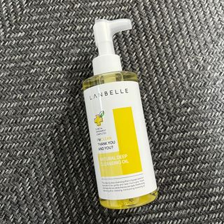 랑벨 내츄럴 딥 클렌징 오일 200ml (저자극 약산성 천연 클렌징) — 5점을 준 리뷰어가 2022년 5월 올린 사용 사진