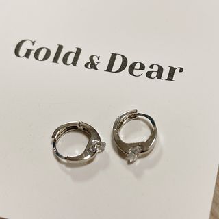 [골드앤디어] 14K 사선 큐빅 원터치 귀걸이_3color — 4.5점을 준 리뷰어가 2021년 7월 올린 사용 사진