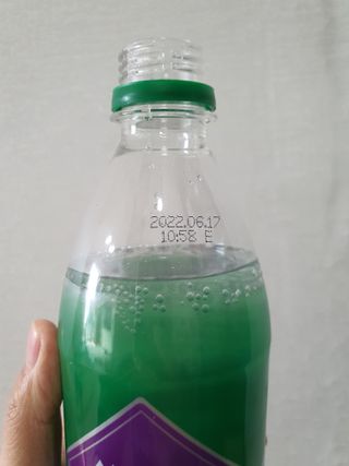 몽베스트 Montbest with Sparkling water Plain 20병 — 5점을 준 리뷰어가 2021년 11월 올린 사용 사진