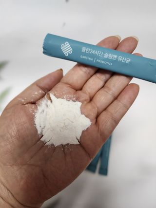 클린24시간 슬림앤유산균 1박스 (3.5g X 15포) — 4점을 준 리뷰어가 2022년 12월 올린 사용 사진