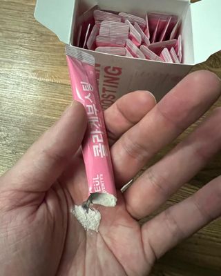 늘20s 콜라겐 부스팅_COLLAGEN BOOSTING — 4.5점을 준 리뷰어가 2023년 1월 올린 사용 사진