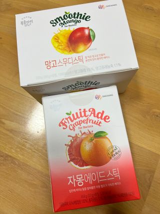 [복음자리] 바리스타 패키지 2종 랜덤발송 (딸기스무디 스틱+샤인머스캣에이드 or 망고스무디+자몽에이드) — 5점을 준 리뷰어가 2022년 7월 올린 사용 사진