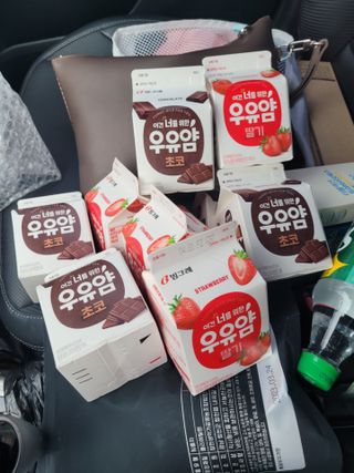 빙그레 우유얌 초코 / 우유얌 딸기 — 5점을 준 리뷰어가 2021년 4월 올린 사용 사진