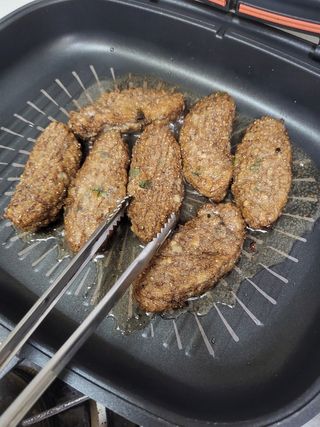 한성기업 명란한 떡갈비 — 4.5점을 준 리뷰어가 2021년 9월 올린 사용 사진