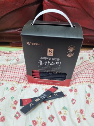 [푸름웰니스] 프리미엄 6년근 홍삼스틱 3mg x 100포 — 5점을 준 리뷰어가 2022년 3월 올린 사용 사진