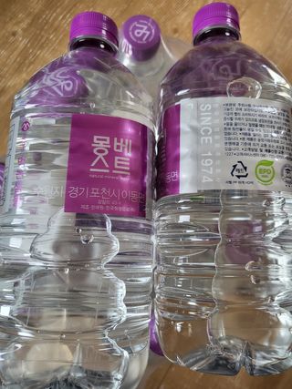 몽베스트 MONTBEST 1L 12입 — 5점을 준 리뷰어가 2022년 3월 올린 사용 사진