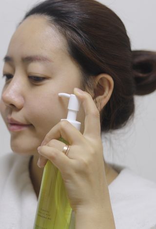 스킨큐어 산다화 순한 클렌징 동백 오일 200ml — 4.5점을 준 리뷰어가 2023년 4월 올린 사용 사진
