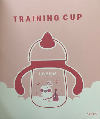 유비맘 트라이탄 코니빨대컵_컬러 랜덤 발송 — 4점을 준 리뷰어가 2021년 1월 올린 사용 사진